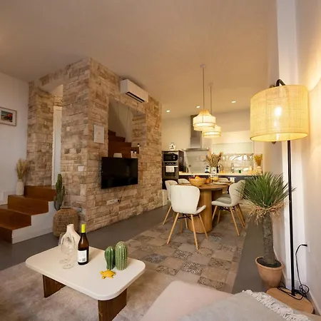 Casas 349h Centre Trafalgar Ferienhaus